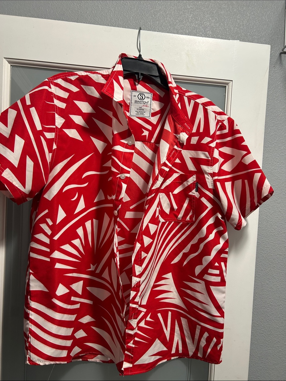 Riviera Classics Red & White Short-Sleeve Button-Down Shirt